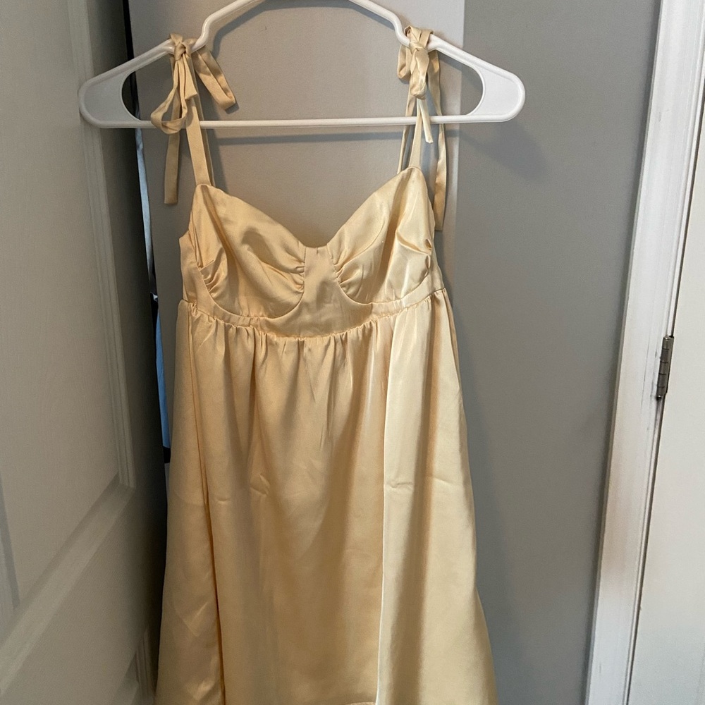 Elegant Yellow Satin Dress